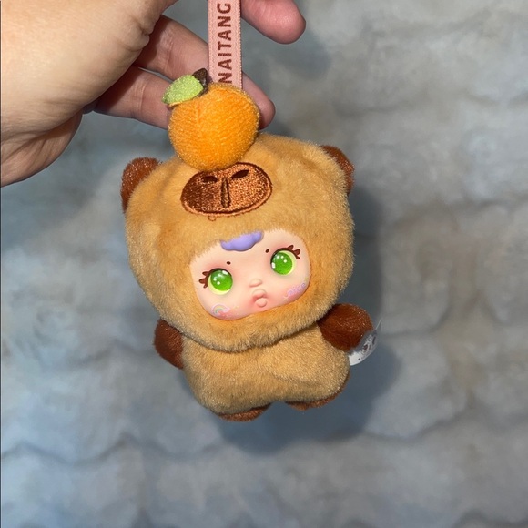 Milk candy capybaras, Plush Keychain Brown super cute smells like chocolate - Picture 3 of 10